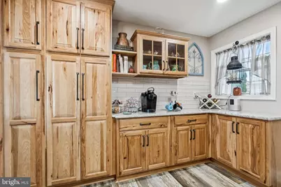 327 Lafayette Road, Carneys Point, NJ 08069 - Photo 16