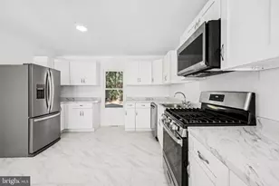 315 S Main St, Elmer, NJ 08318 - Photo 4