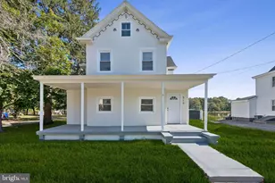315 S Main St, Elmer, NJ 08318 - Photo 2