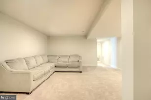 8 Eichmann Wy, Woodstown, NJ 08098 - Photo 32