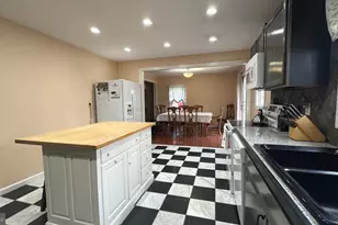 195 Pennsville Auburn Rd, Pedricktown, NJ 08067 - Photo 10