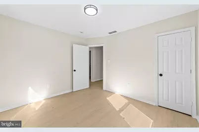 33 Pinewood Avenue, Carneys Point, NJ 08069 - Photo 16