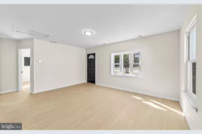 33 Pinewood Avenue, Carneys Point, NJ 08069 - Photo 8