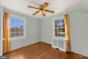 292 C St, Carneys Point, NJ 08069 - Photo 18