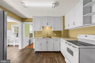 292 C St, Carneys Point, NJ 08069 - Photo 10