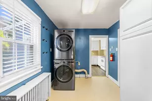 292 C St, Carneys Point, NJ 08069 - Photo 14