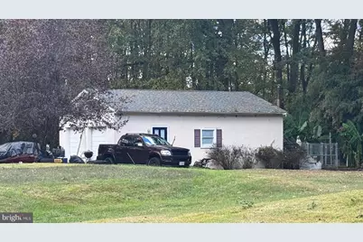 274 S Pennsville Auburn Rd, Carneys Point, NJ 08069 - Photo 4