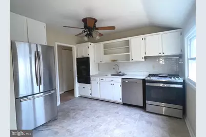 292 Justice Drive, Carneys Point, NJ 08069 - Photo 6