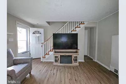 39 Maplewood Avenue, Carneys Point, NJ 08069 - Photo 2