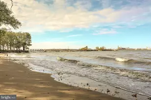 22 Delaware Ave, Penns Grove, NJ 08069 - Photo 10