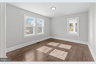 304 New Market Street, Salem, NJ 08079 - Photo 12