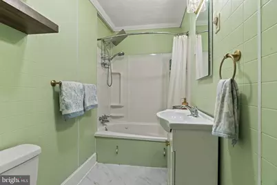 15 N Miller Avenue, Carneys Point, NJ 08069 - Photo 12