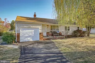 118 Nottingham Rd, Pennsville, NJ 08070 - Photo 2