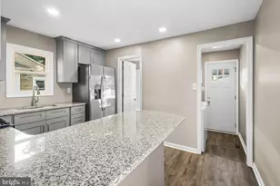 113 N Broad St, Penns Grove, NJ 08069 - Photo 8