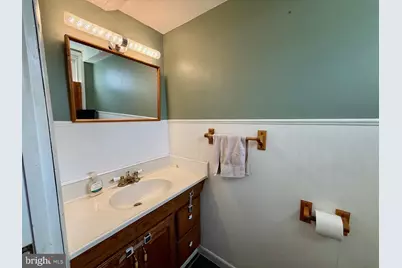380 Erie Avenue, Carneys Point, NJ 08069 - Photo 38