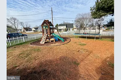 380 Erie Avenue, Carneys Point, NJ 08069 - Photo 6