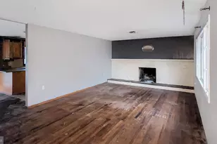 341 Jefferson St, Carneys Point, NJ 08069 - Photo 6