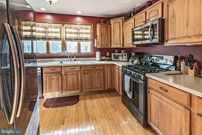 609 Hawks Bridge Road, Carneys Point, NJ 08069 - Photo 4