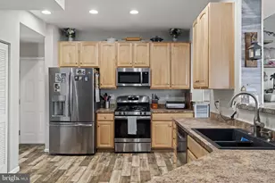 5 Panama Ct, Carneys Point, NJ 08069 - Photo 14