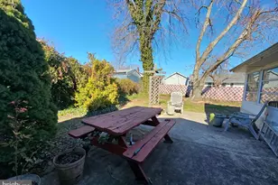 18 Charles Pl, Pennsville, NJ 08070 - Photo 2