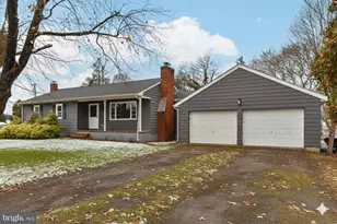 16 New St, Hancocks Bridge, NJ 08038 - Photo 2