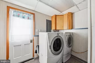 26 Maplewood Ave, Carneys Point, NJ 08069 - Photo 18