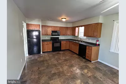 254 G Street, Carneys Point, NJ 08069 - Photo 6