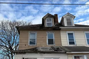 101 Penn St, Penns Grove, NJ 08069 - Photo 1