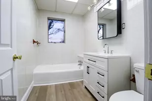 77 7th St, Salem, NJ 08079 - Photo 8