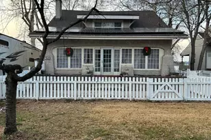 50 Delaware Ave, Penns Grove, NJ 08069 - Photo 1