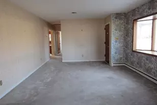 255 Cleveland Ave, Carneys Point, NJ 08069 - Photo 2