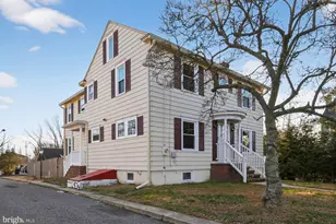 100 Grant St, Carneys Point, NJ 08069 - Photo 2