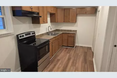 239 J Street, Carneys Point, NJ 08069 - Photo 10