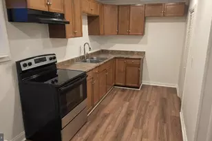 239 J St, Carneys Point, NJ 08069 - Photo 10