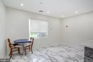 1084 S Broadway, Pennsville Township, NJ 08070 - Photo 10