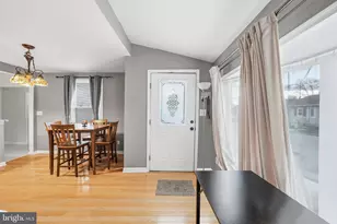 21 Vanburen St, Pennsville Township, NJ 08023 - Photo 6