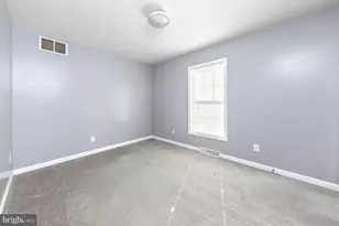 29 Three Bridge Rd, Monroeville, NJ 08343 - Photo 20