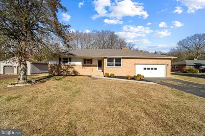 292 E Pittsfield Street, Pennsville Township, NJ 08070 - Photo 1