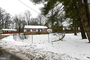 66 N Hook Rd, Pennsville, NJ 08070 - Photo 2