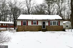 66 N Hook Rd, Pennsville, NJ 08070 - Photo 1