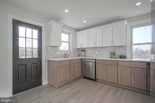 68 E Harmony St, Penns Grove, NJ 08069 - Photo 8