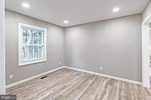 96 Riviera Dr, Pennsville Township, NJ 08070 - Photo 12