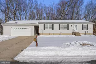 120 Dartmouth Rd, Pennsville, NJ 08070 - Photo 2