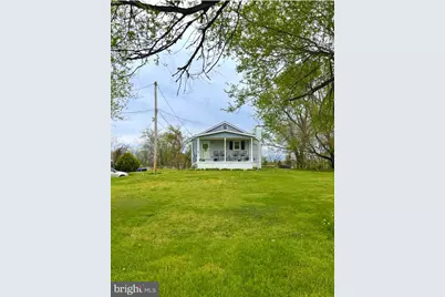 47 E Mill Street, Pedricktown, NJ 08067 - Photo 2