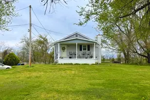 47 E Mill St, Pedricktown, NJ 08067 - Photo 2