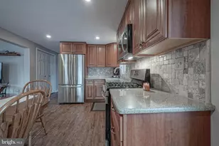 15 Church St, Pennsville Township, NJ 08070 - Photo 8