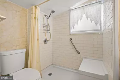 110 W Harmony Street, Penns Grove, NJ 08069 - Photo 16