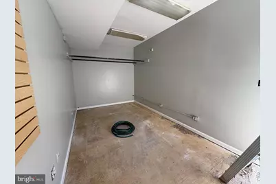 176 N Broadway, Pennsville Township, NJ 08070 - Photo 6