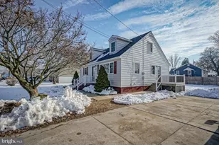 8 Riviera Dr, Pennsville Township, NJ 08070 - Photo 34