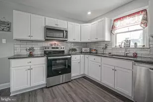 8 Riviera Dr, Pennsville, NJ 08070 - Photo 12